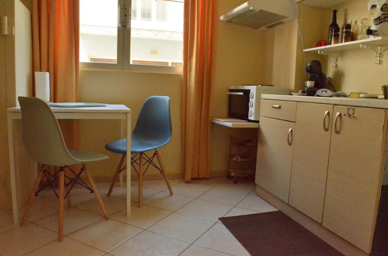 A1 Central Apartment 伊拉克利翁 外观 照片